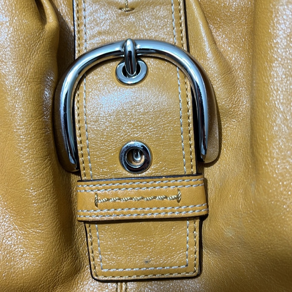 Coach purse - Picture 7 of 8